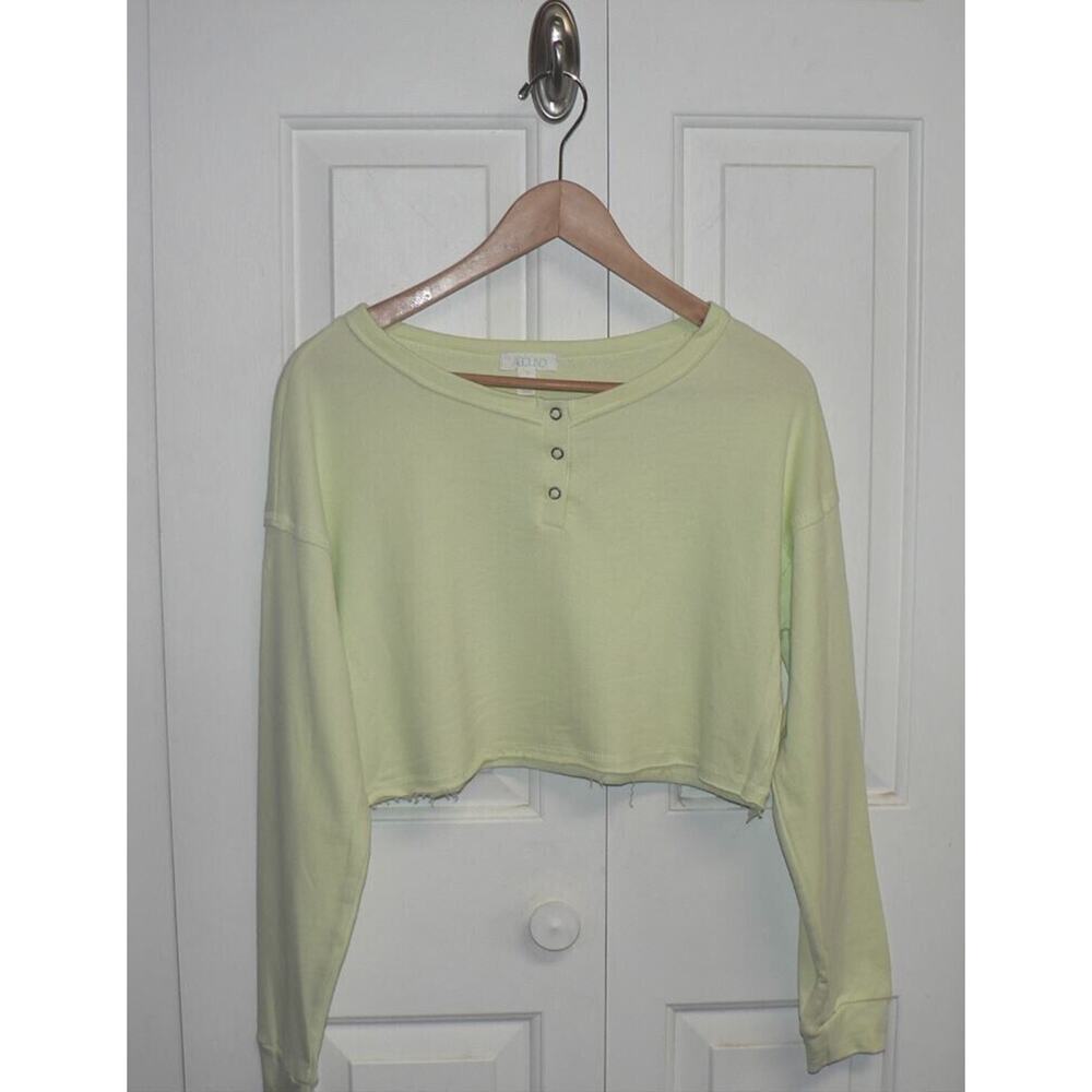 Abound Women Cropped Sweatshirt Snap Front Raw Hem Green Limecream XSmall